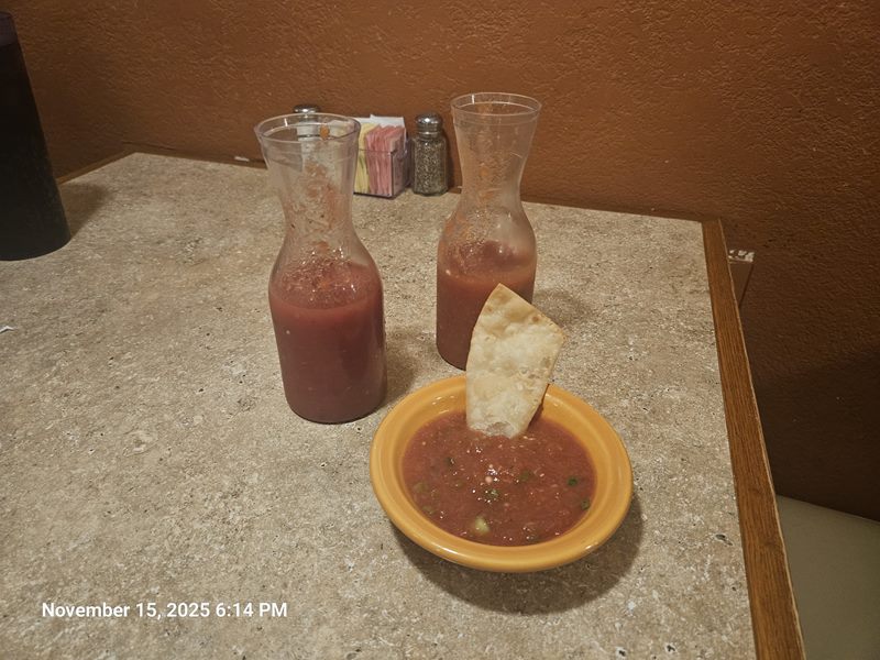 Guayo's El Rey food